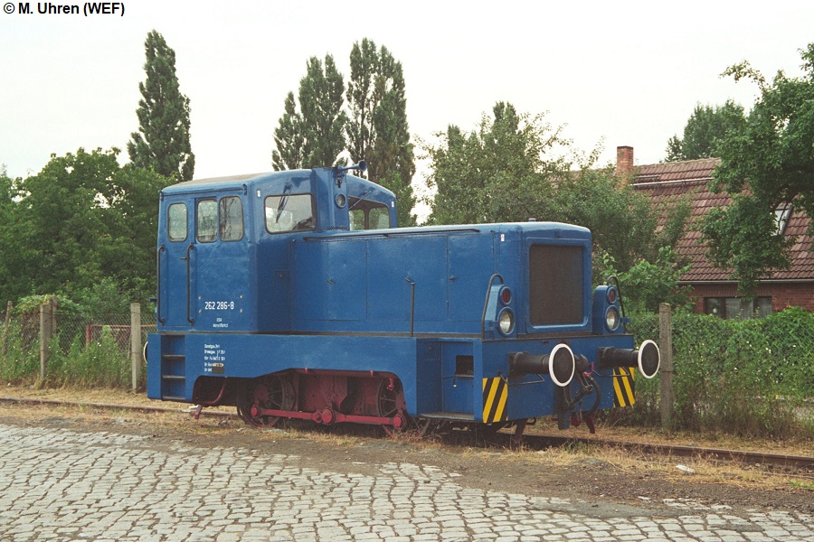 Am 19.07.1997 steht unsere Lok als "262 286-8" beschriftet auf einer Ausstellung im Bahnhof Waren (Müritz).