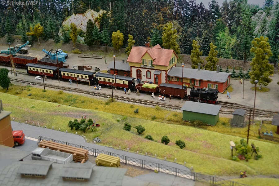 H0m-Selketalbahn des Modelleisenbahn-Club
Baumschulenweg e.V. bei den 11. Mittenwalder Modellbahntagen